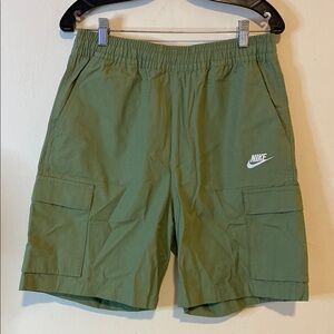 Nike Men's Green Cargo Shorts